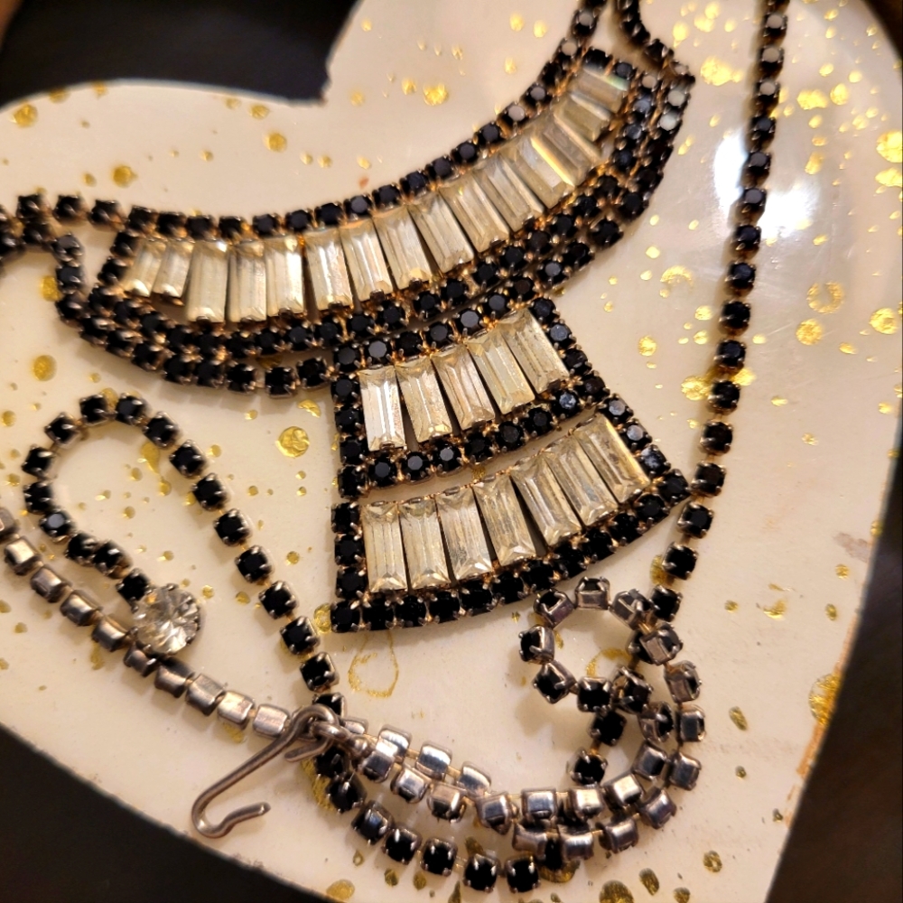 Vintage 1950's Necklace with White and Black Rhinestones.